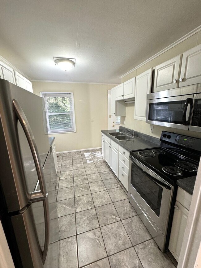 Building Photo - Five Points 3br House - Fall 2026 Prelease