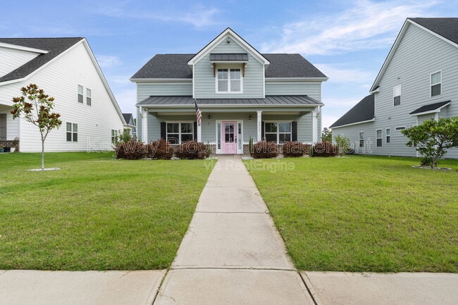 Building Photo - 2217 Laurens St