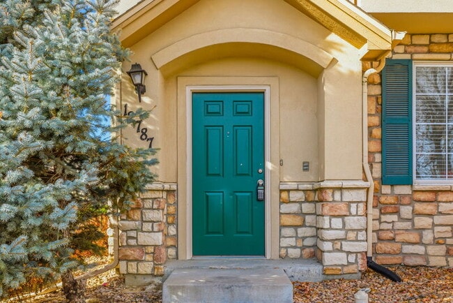 Building Photo - 12787 Jasmine Ct