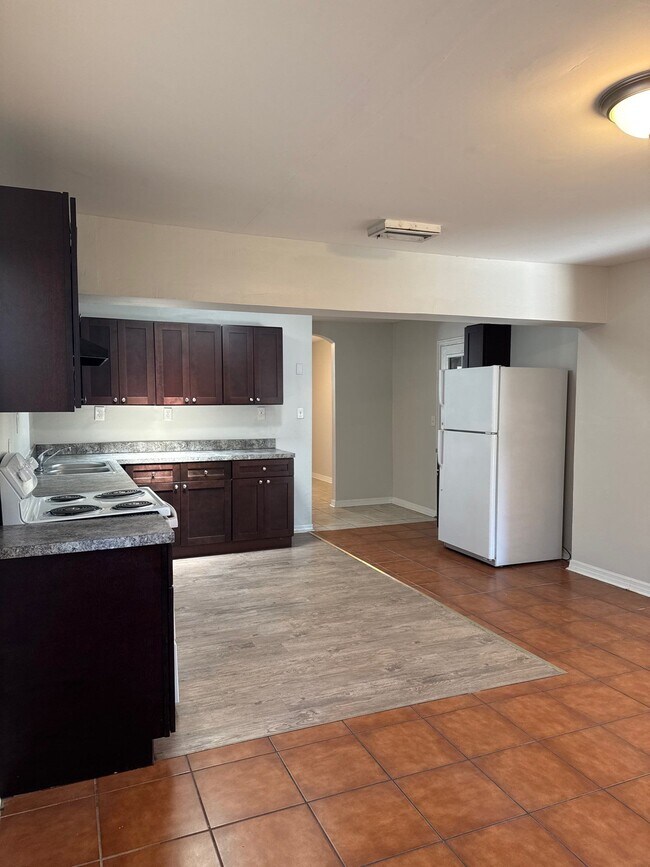 Building Photo - 10569 Citrus Ln