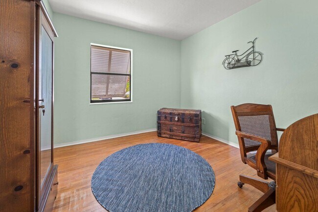Building Photo - 306 Fernandina St