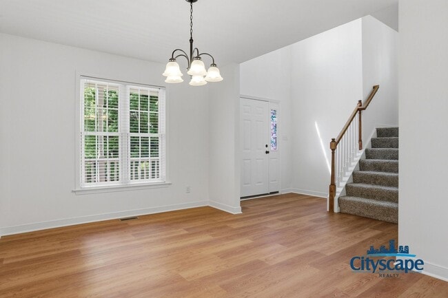 Building Photo - NEWLY RENOVATED 4 BEDROOM ASHBROOK HOME