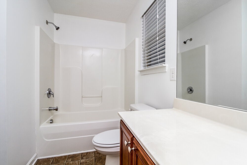 Building Photo - 1096 Shire Dr