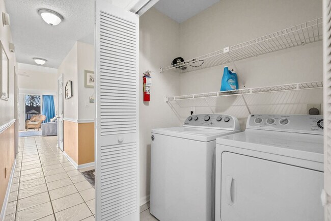 Building Photo - 217 Double Eagle Dr