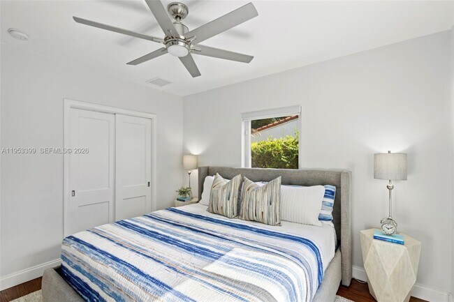 Building Photo - 166 NW 100th Terrace