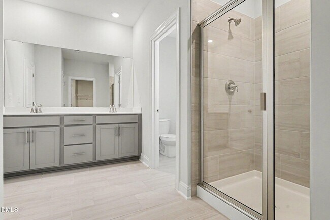 Building Photo - 321 Golden Trace Dr