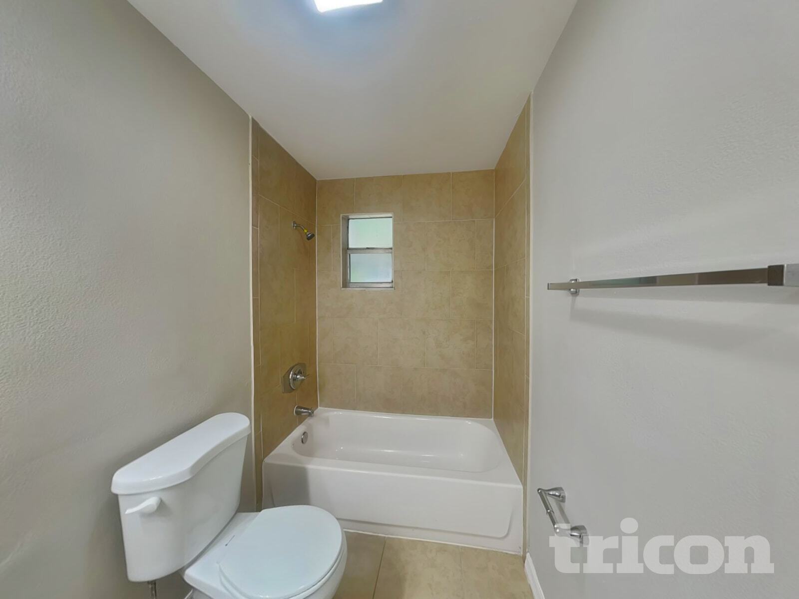 Building Photo - 8636 Oriole Ln
