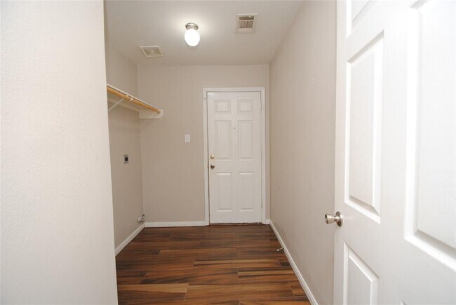 Building Photo - 29007 E Pecos River Ct