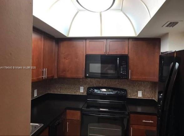 Building Photo - 430 Golden Isles Dr