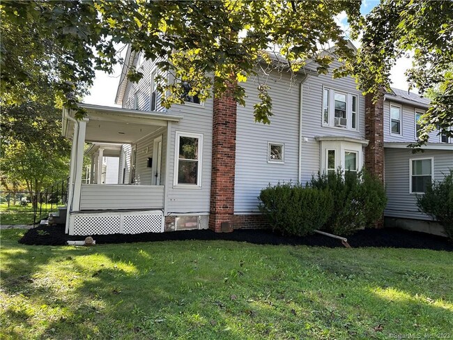 Building Photo - 51 Hinsdale Ave