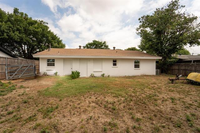 Building Photo - 404 Westwood Dr