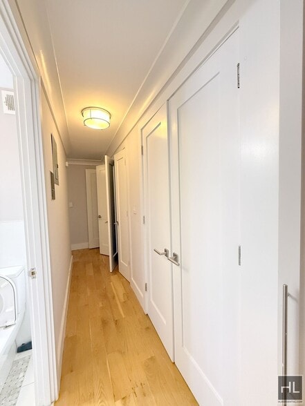 Building Photo - Renovated 3 bed 1 bath with Laundry / Balcony / WEST 93 STREET