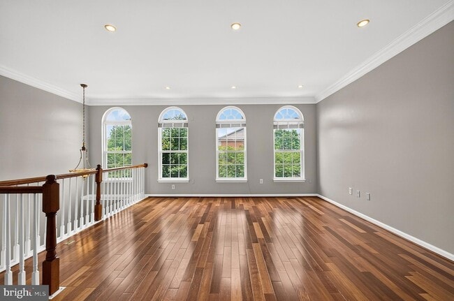 Building Photo - 6805 Oregano Ln