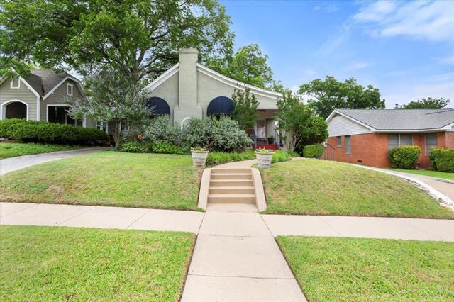 Primary Photo - 4016 Pershing Ave