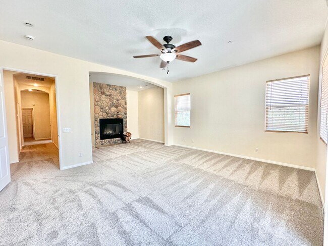 Building Photo - 31340 Aussie Ln