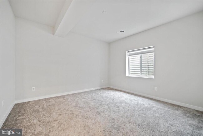 Building Photo - 2093 Whithorn Hl