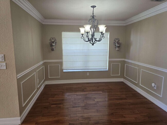 Building Photo - 2755 SW 165th Ave