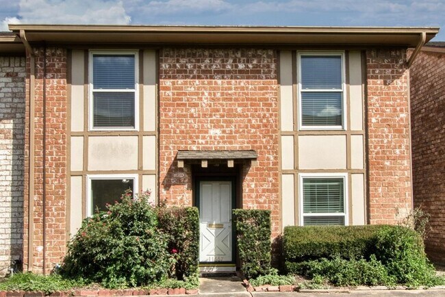 Primary Photo - 11667 Sabo Rd