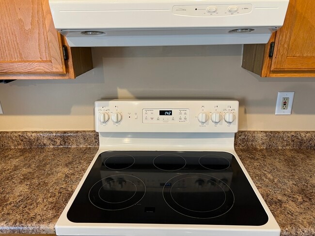 Building Photo - 1412 Nestlewood Ct