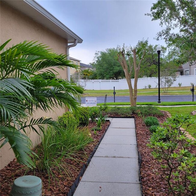 Building Photo - 26910 Stillbrook Dr