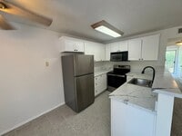 Building Photo - 2616 Alpine Blvd