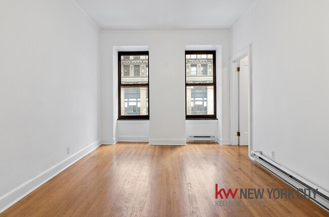 Building Photo - Park Avenue South