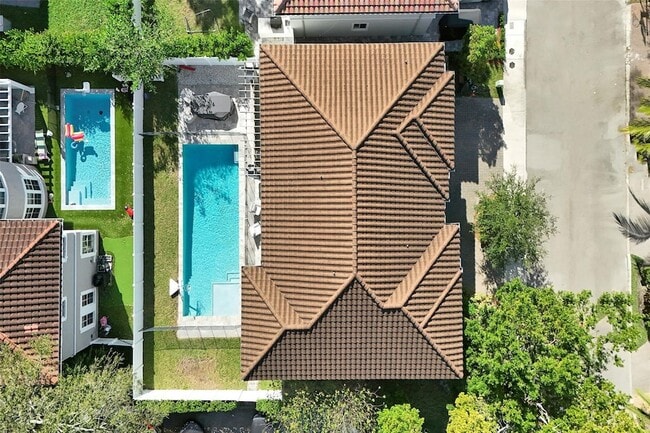 Building Photo - 3534 Forest View Cir