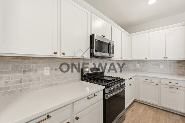 Building Photo - 18180 W Larkspur Dr