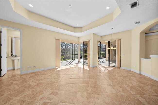 Building Photo - 650 Crane Prairie Way