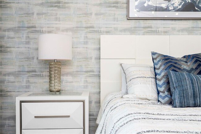 Building Photo - 650 Las Fuentes Dr