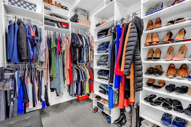 Building Photo - 5851 NW 125th Terrace