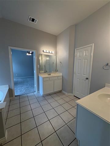 Building Photo - 1630 Warm Springs Dr