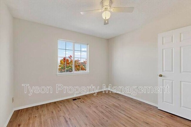 Building Photo - 6605 Ventana Hills Rd NW