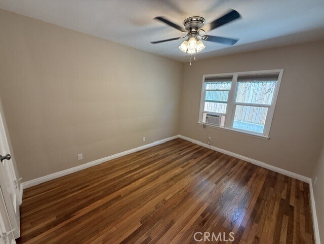 Building Photo - 1002 N Glenoaks Blvd