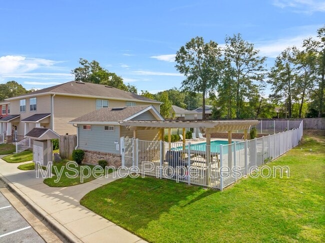 Building Photo - Arbor Lake Drive - 820