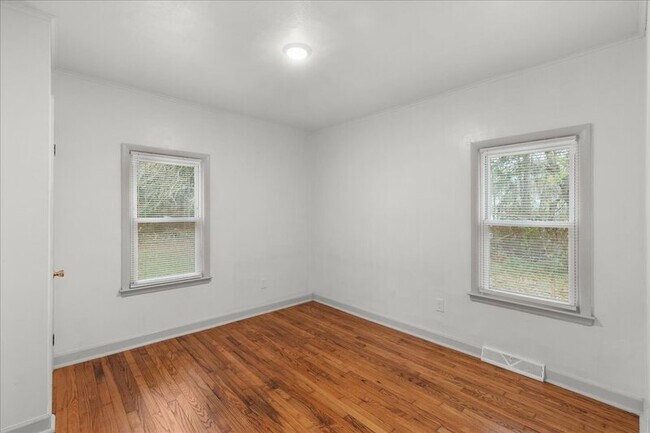 Building Photo - 5219 Somers Point Rd