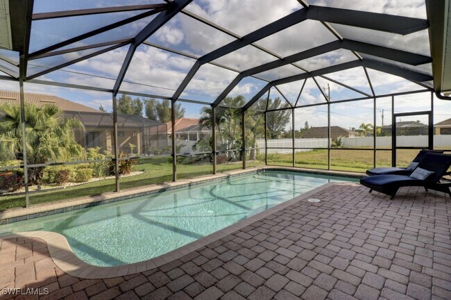 Primary Photo - 3525 Surfside Blvd