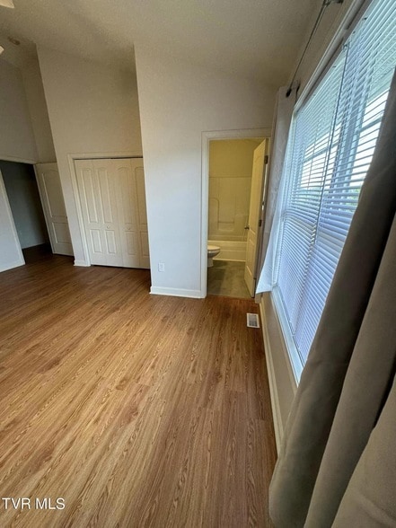 Building Photo - 617 Hazel St