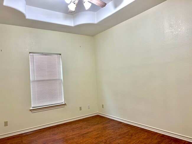 Building Photo - 3909 Aidin St