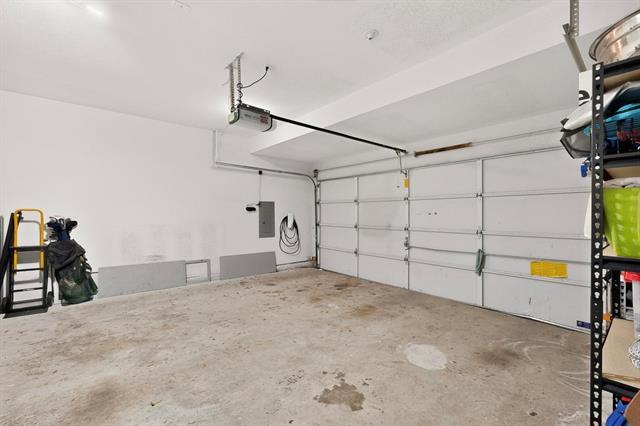 Building Photo - 5213 Quail Creek Dr