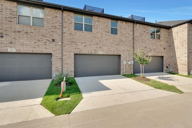Building Photo - 1209 Casselberry Dr