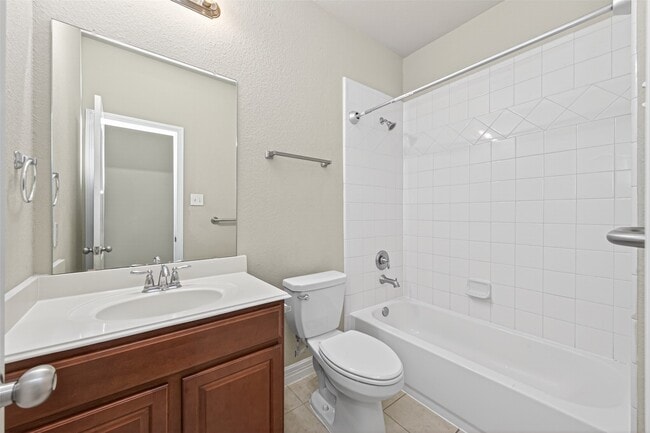 Building Photo - 2517 Wood Park Blvd