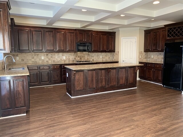 Building Photo - 779 Verbena Way