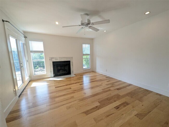 Building Photo - 1101 Shoal Creek Blvd