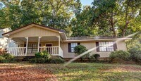Building Photo - Great 3 Bed 2 Bath House for Rent/ Trussvi...