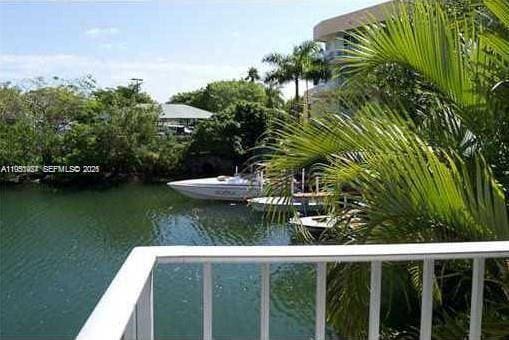 Building Photo - 3522 NE 166th St