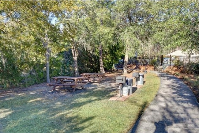 Building Photo - 12300 Apache Ave