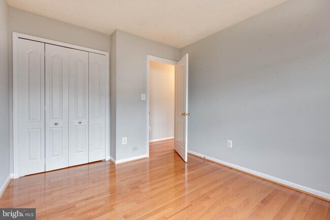 Building Photo - 3318 Hibiscus Ct