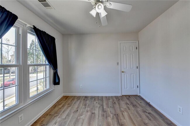 Building Photo - 3820 Ansley Park Dr NE