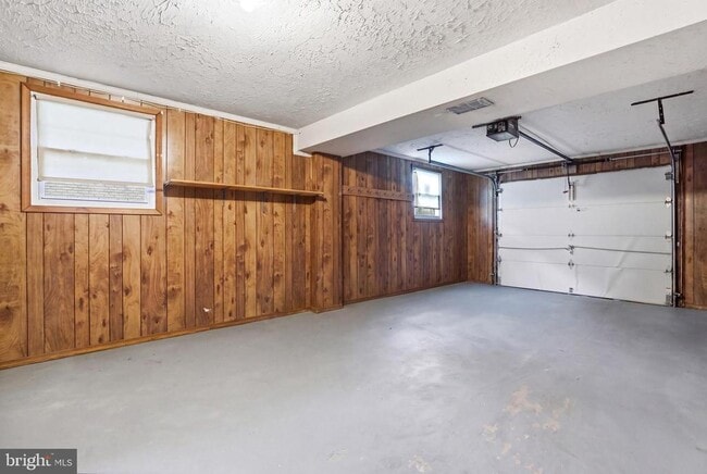Building Photo - 11410 Mary Catherine Dr